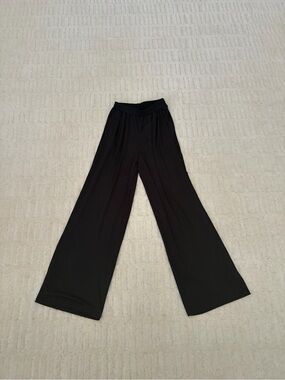 Cider Black Ribbed Pull-On Skirt